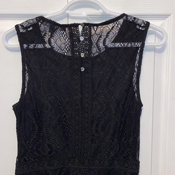 Lace black dress - Picture 3 of 4
